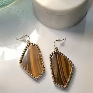 Kendra Scott vintage Hutton earrings.